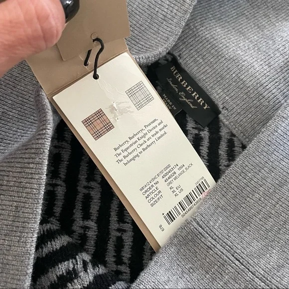 NWT BURBERRY gray black cable knit one shoulder asymmetrical sweater size XL